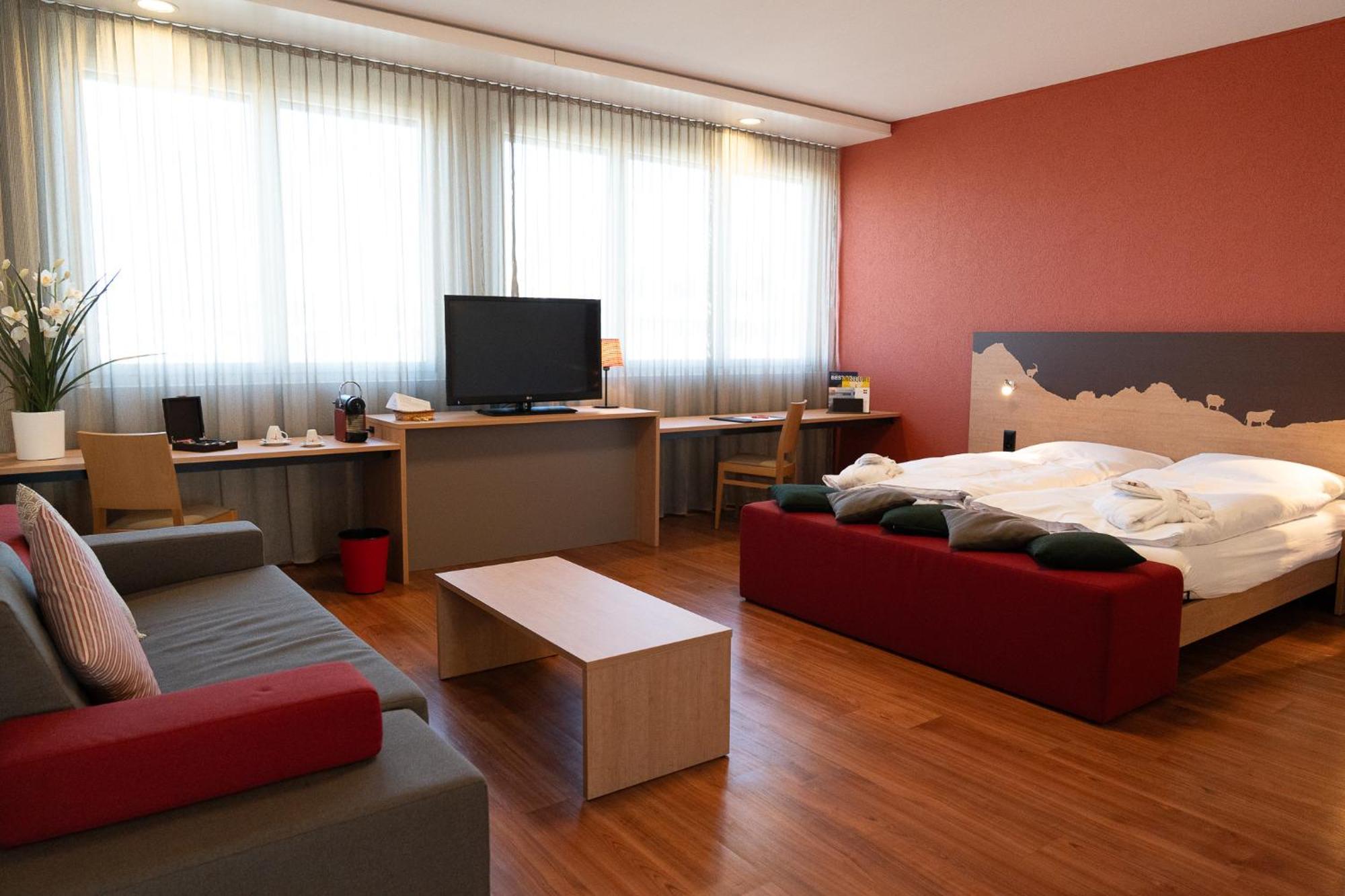 Swissever Hotel Zug Steinhausen Quarto foto