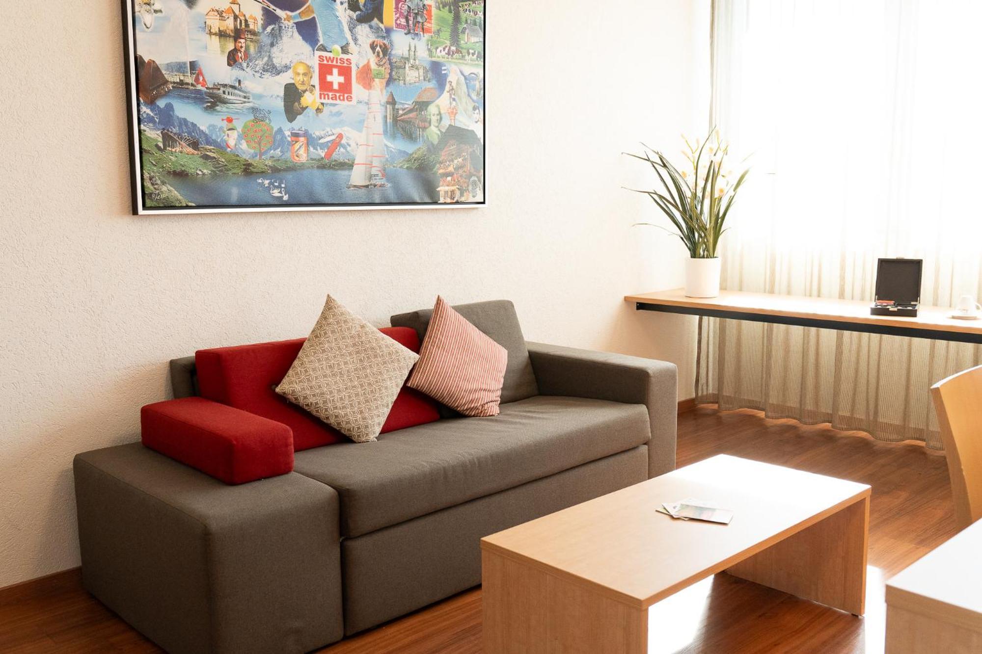 Swissever Hotel Zug Steinhausen Quarto foto